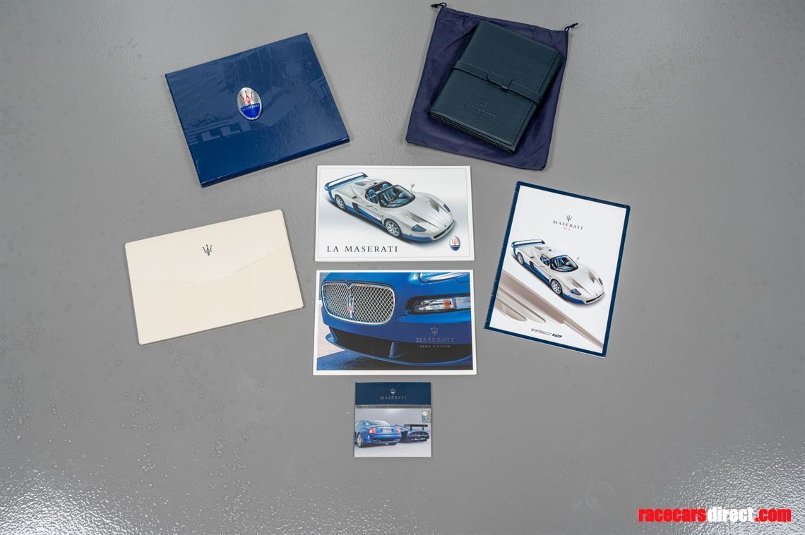 maserati-mc12-book-collection