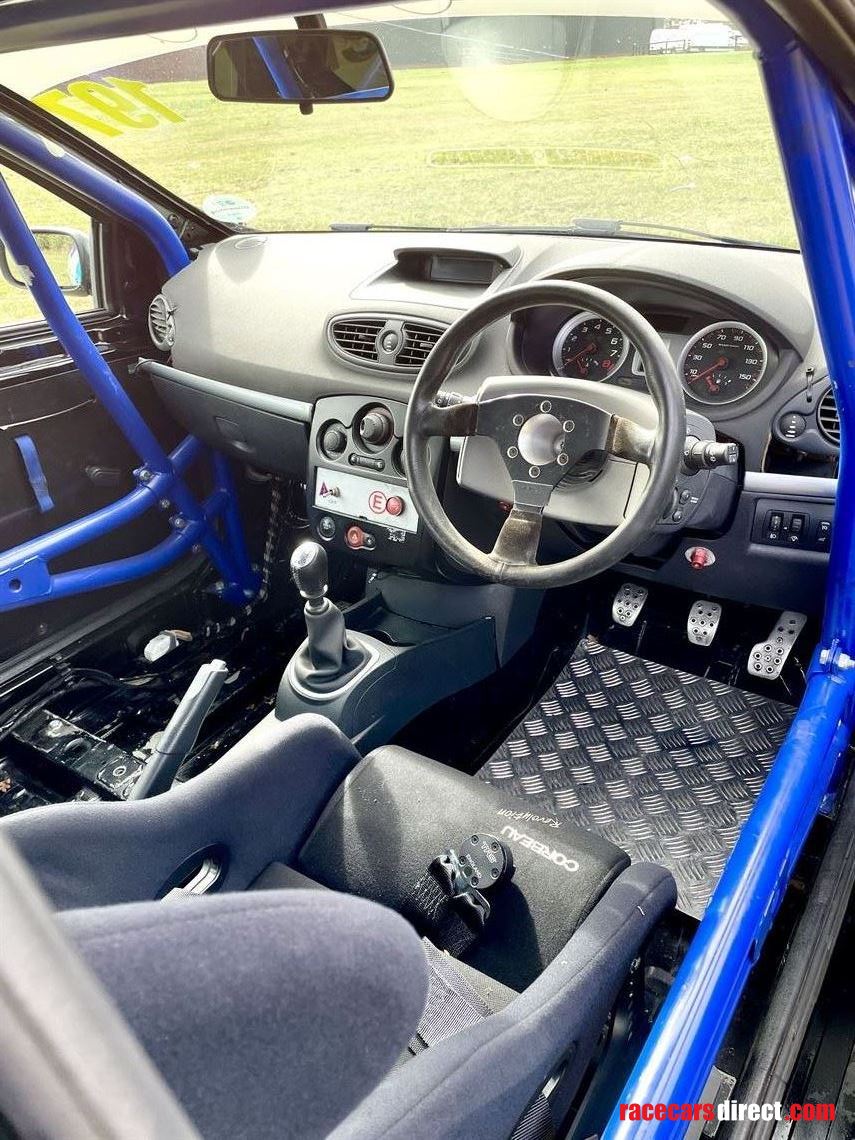 renault-clio-197-race-car