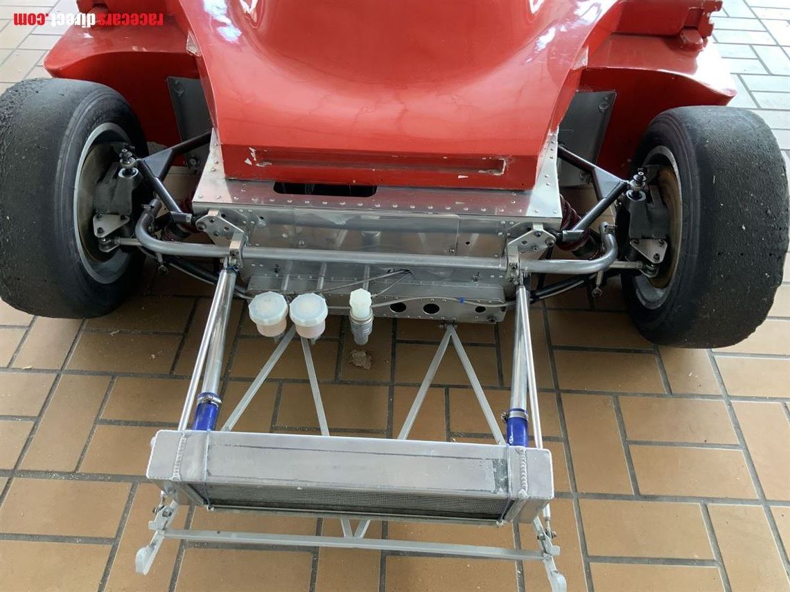 1983-red-march-sports-2000-race-car-135-bhp