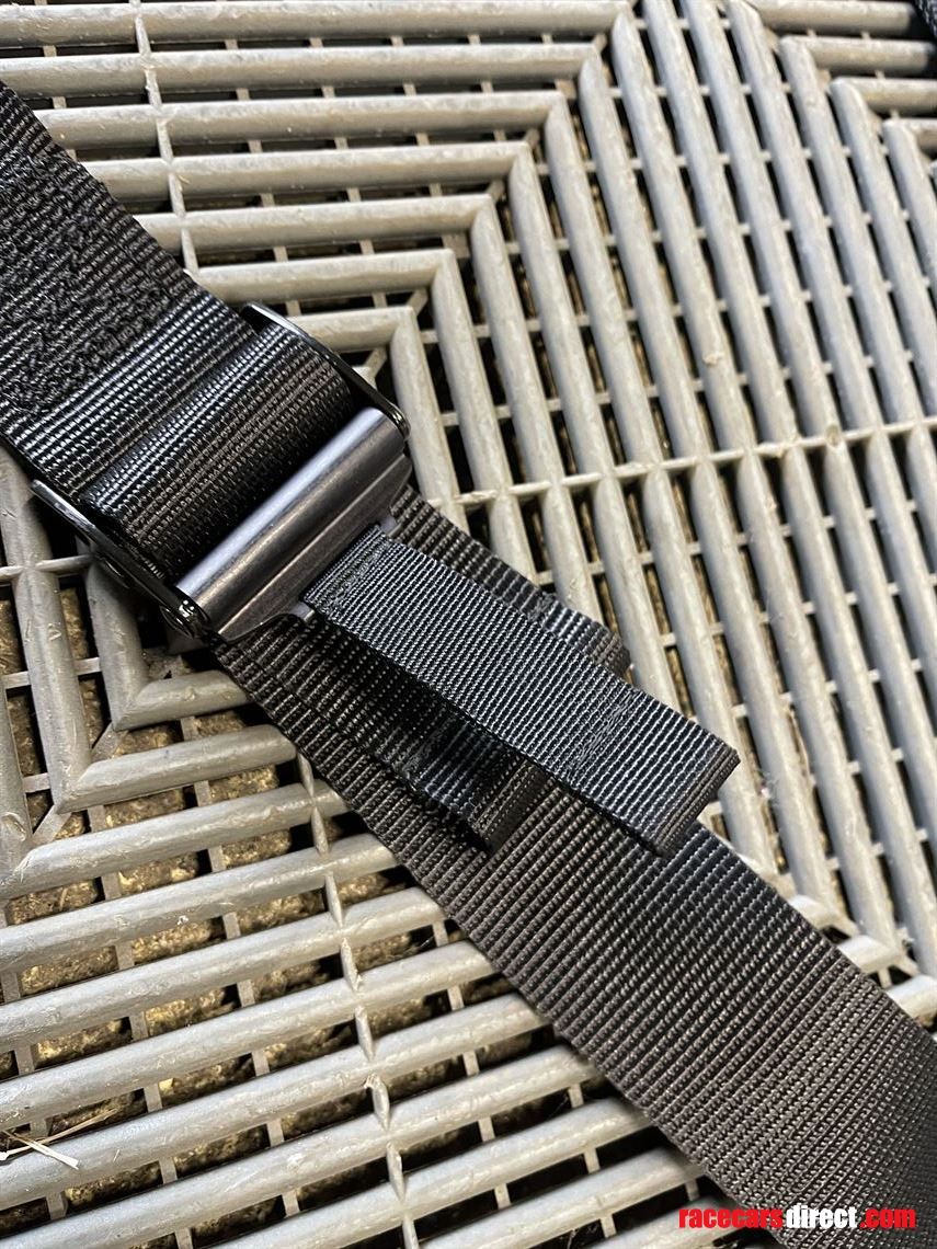 schroth-seat-belts