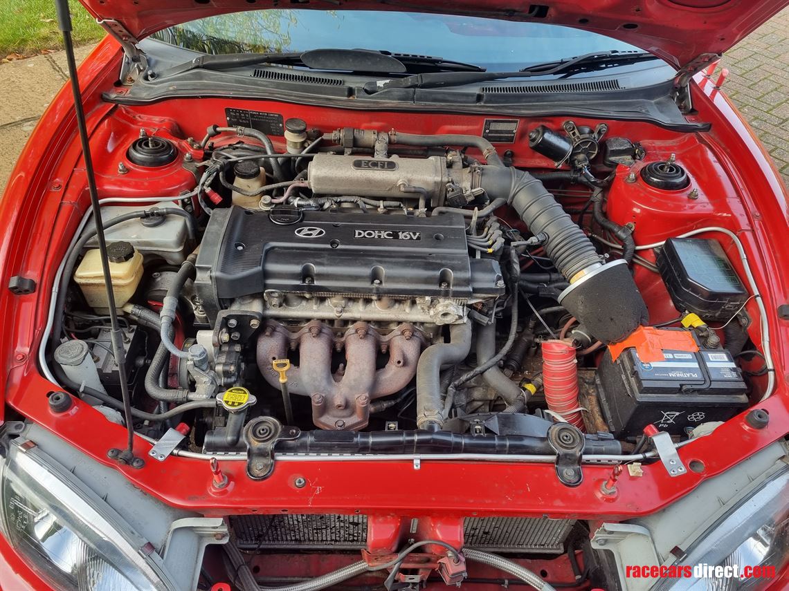 hyundai-coupe-race-car