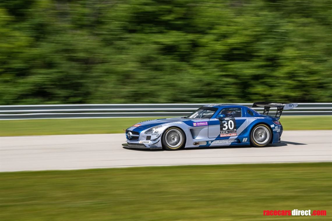 2014-mercedes-benz-sls-amg-gt3