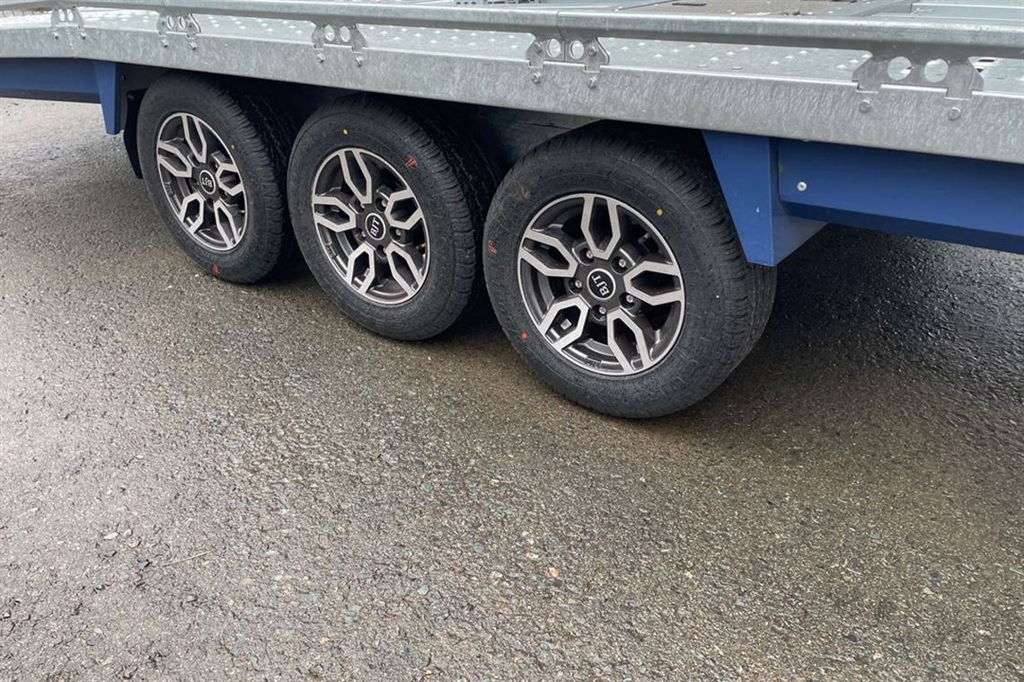 brian-james-t-transporter-trailer