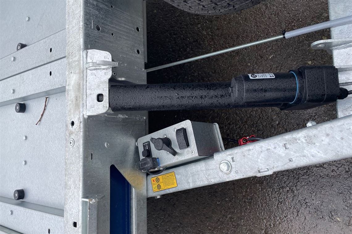 brian-james-t-transporter-trailer