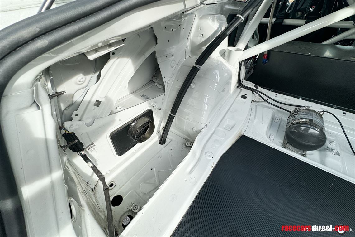 bmw-m3-e92-gtr-race-car