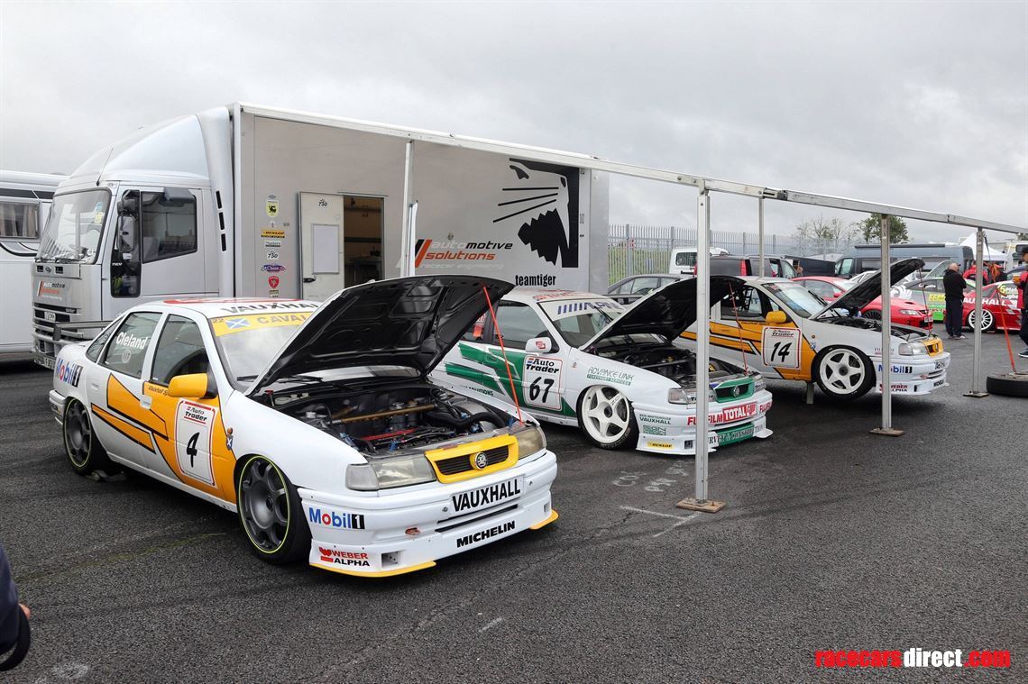 2-x-1995-vauxhall-sport-super-touring-cars--
