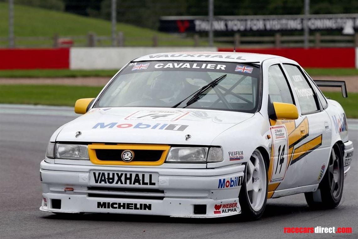 2-x-1995-vauxhall-sport-super-touring-cars--