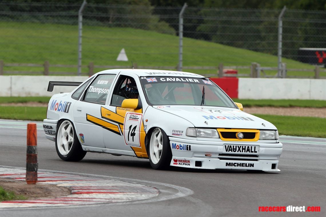 2-x-1995-vauxhall-sport-super-touring-cars--