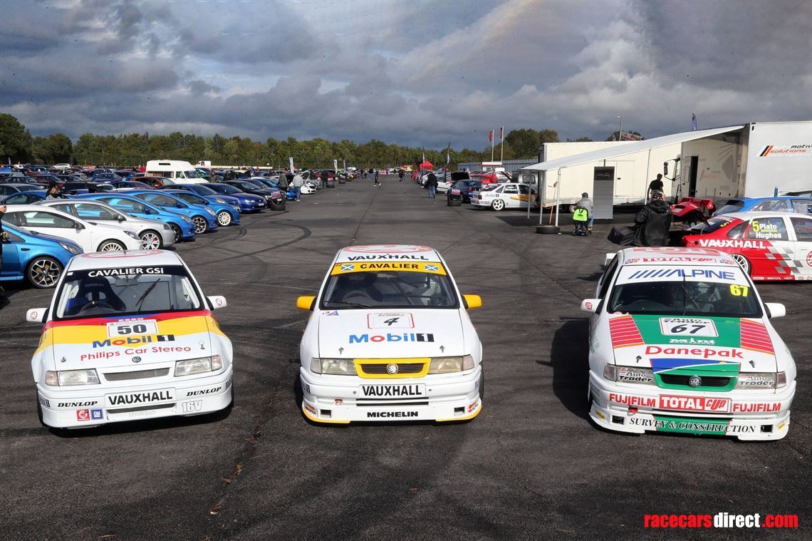 2-x-1995-vauxhall-sport-super-touring-cars--