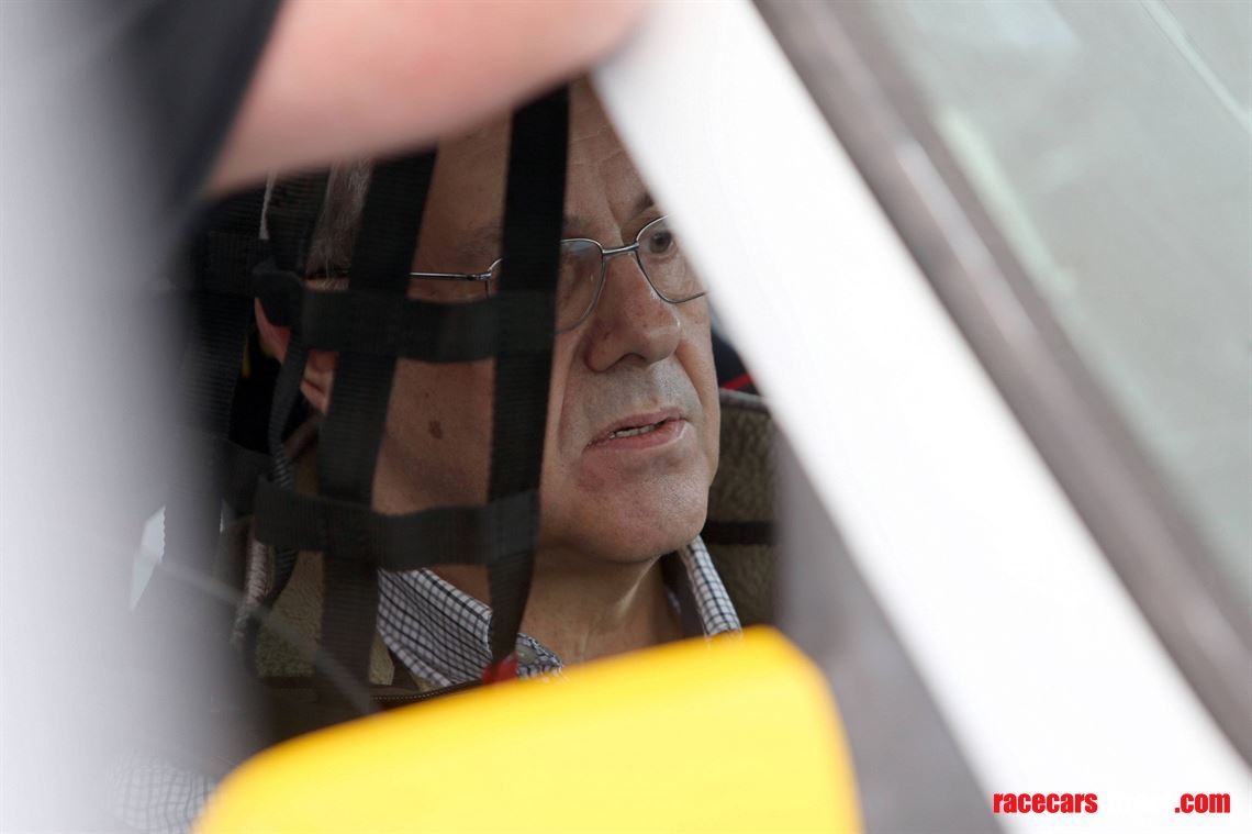 2-x-1995-vauxhall-sport-super-touring-cars--