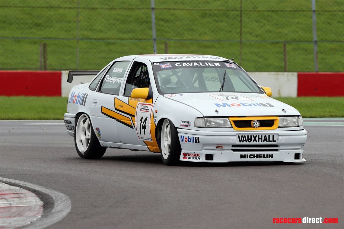 2-x-1995-vauxhall-sport-super-touring-cars--