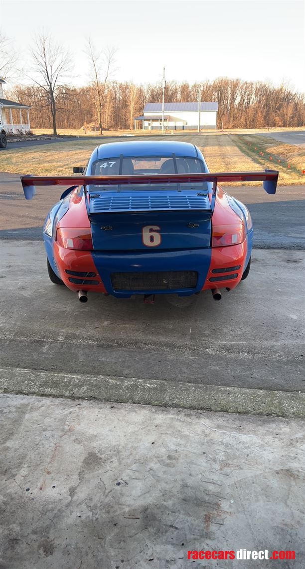 1968-porsche-911-race-car