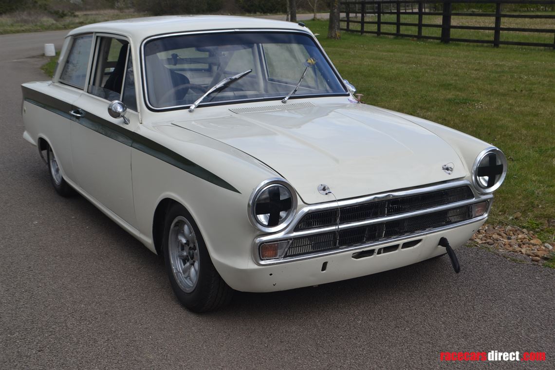 1965-lotus-cortina-fia-race-car