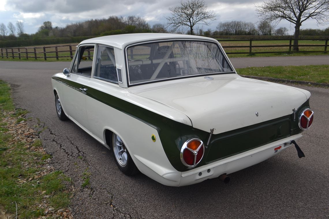 1965-lotus-cortina-fia-race-car