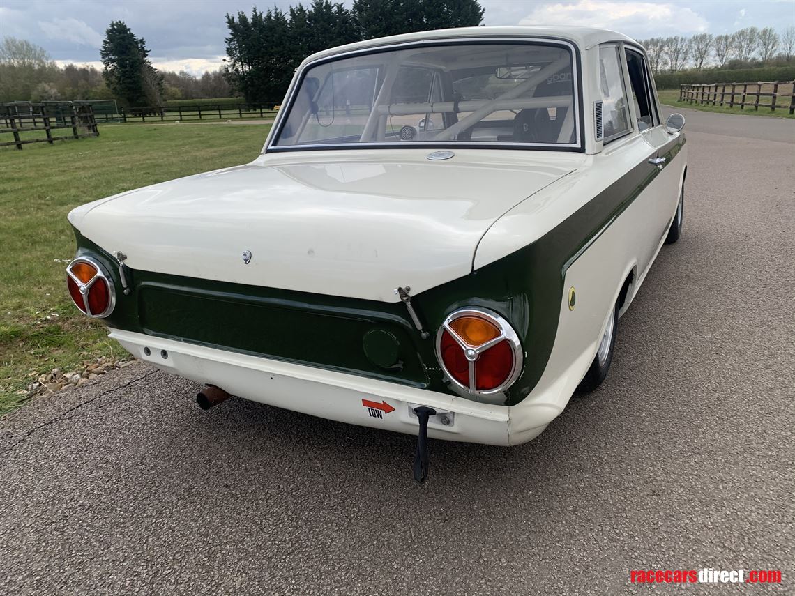 1965-lotus-cortina-fia-race-car
