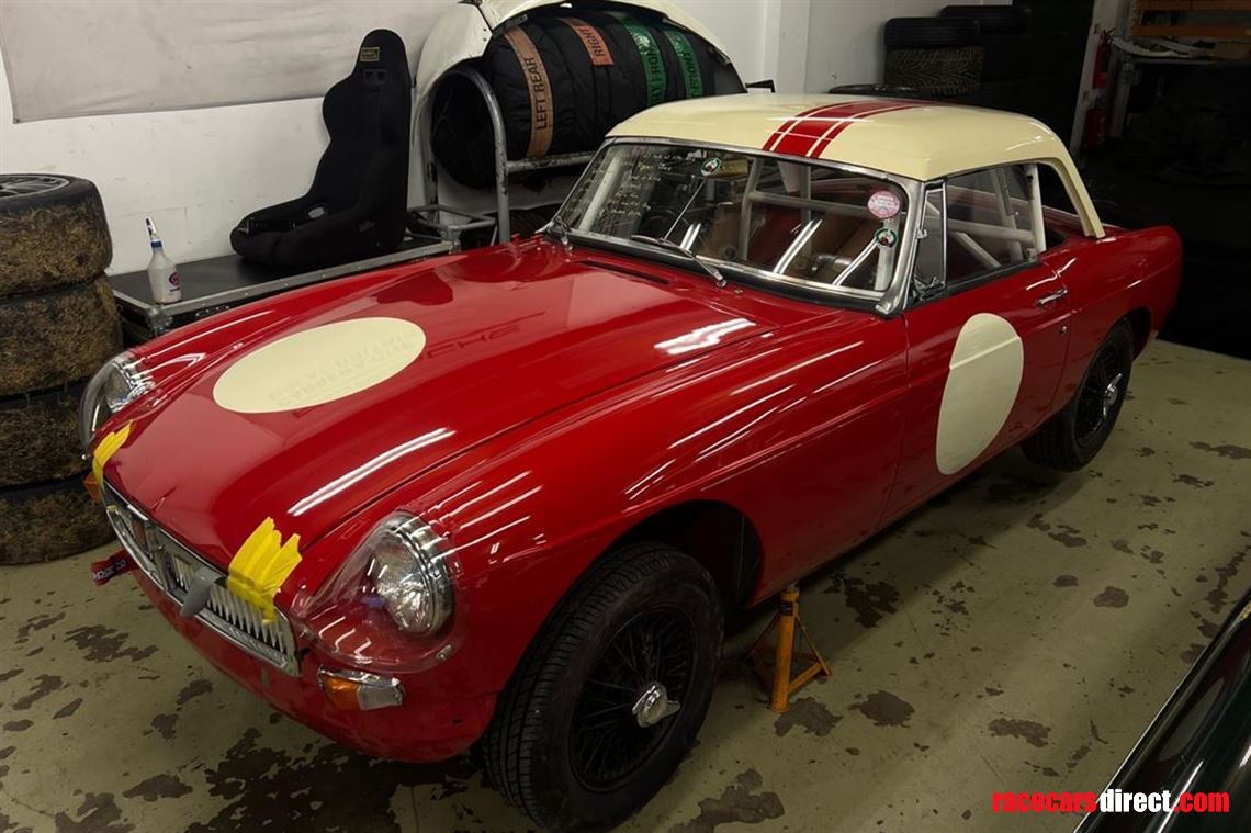 1964-mgb-roadster-fia