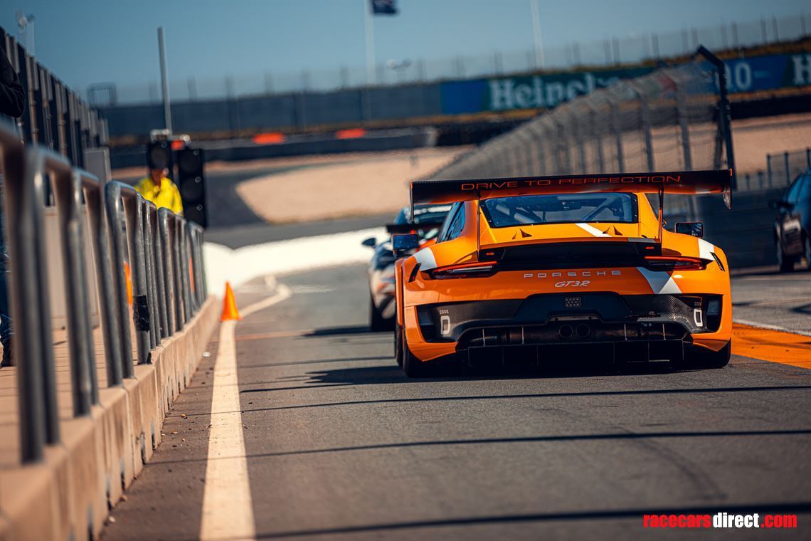 porsche-gt3r-9912-for-sale