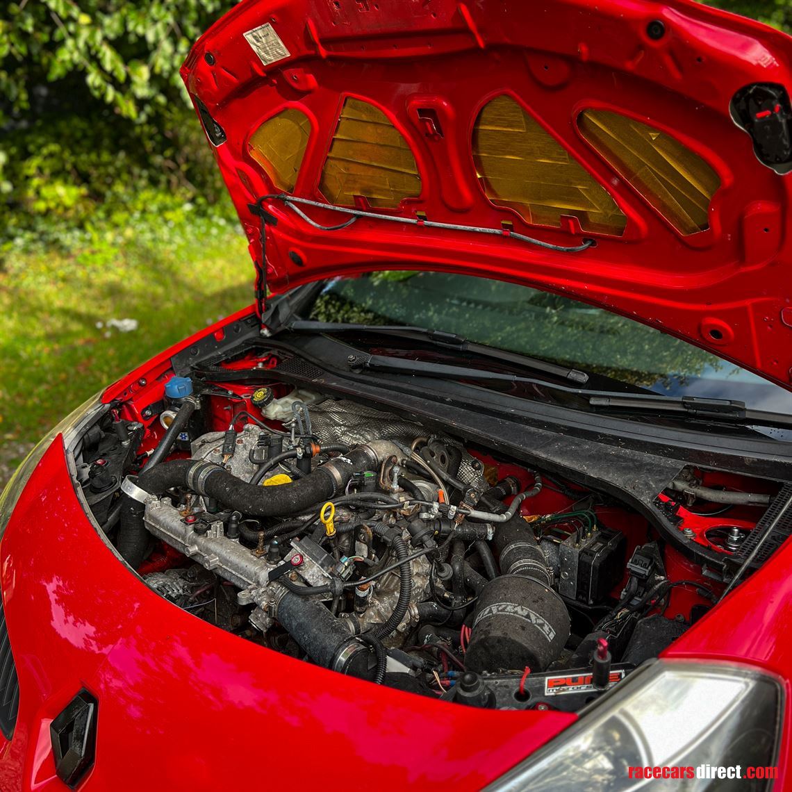 uk-registered-renault-clio-197-with-megane-rs