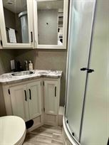 thor-ace-323-bunkhouse