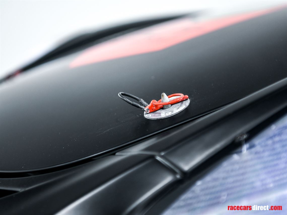 2016-porsche-cayman-gt4-clubsport-mr-reduced