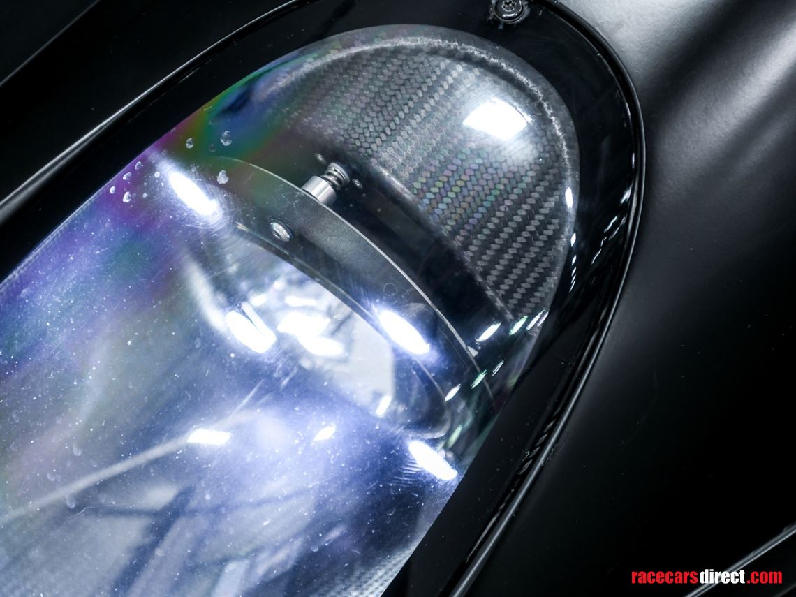 2016-porsche-cayman-gt4-clubsport-mr-reduced