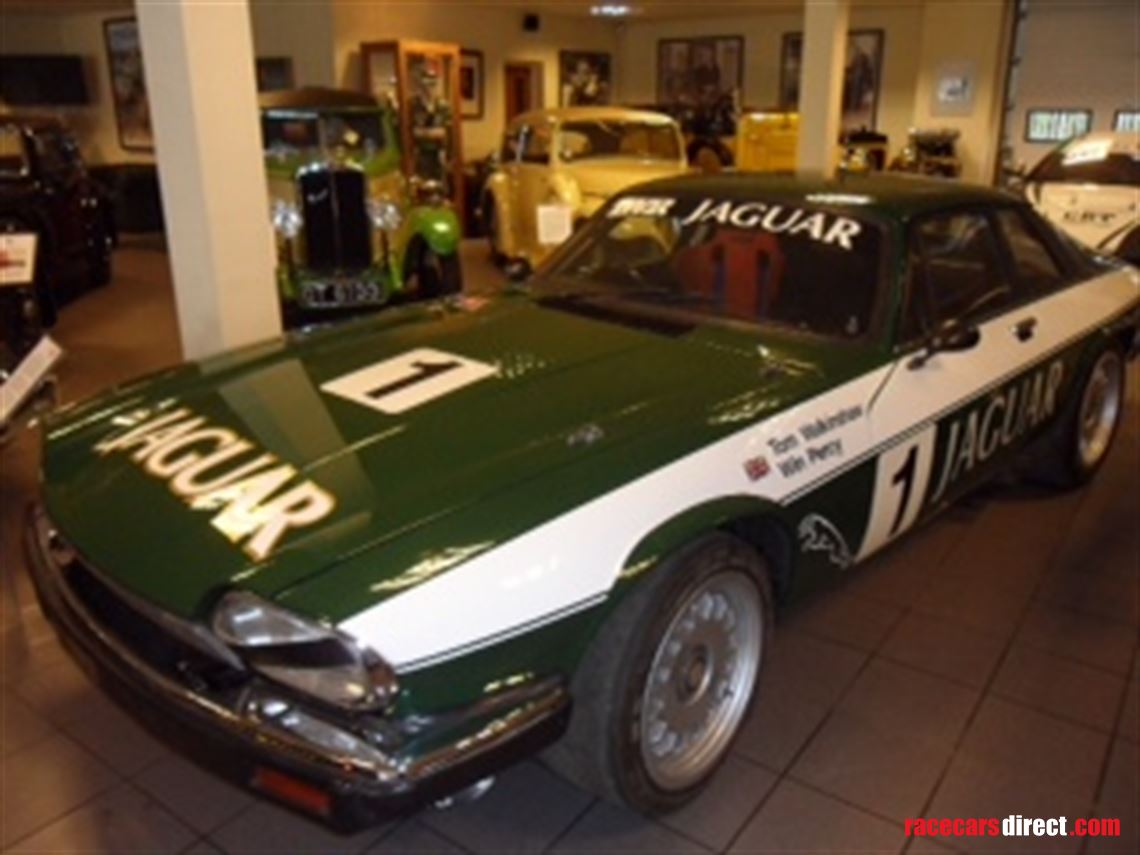 retro-engineering-is-hiring