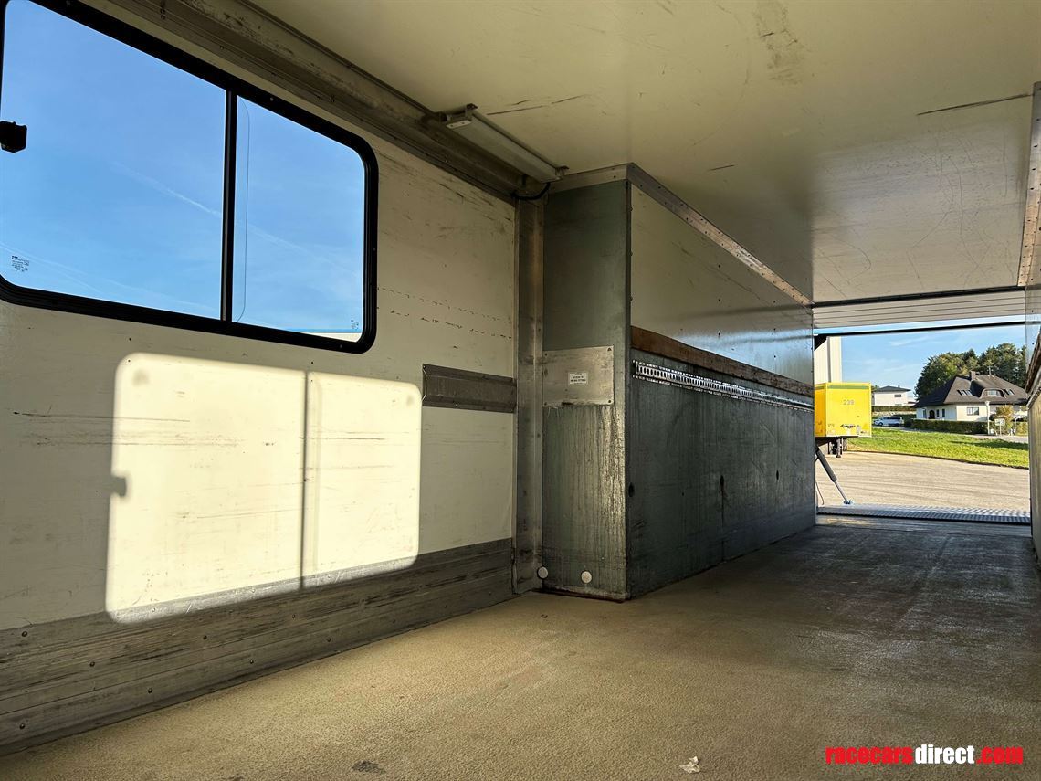 racetrailer---3-cars-living-workshop-space-op