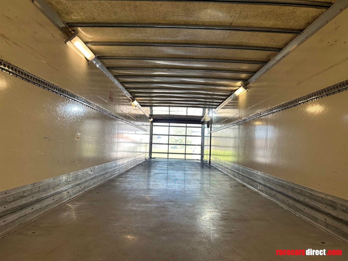 racetrailer---3-cars-living-workshop-space-op