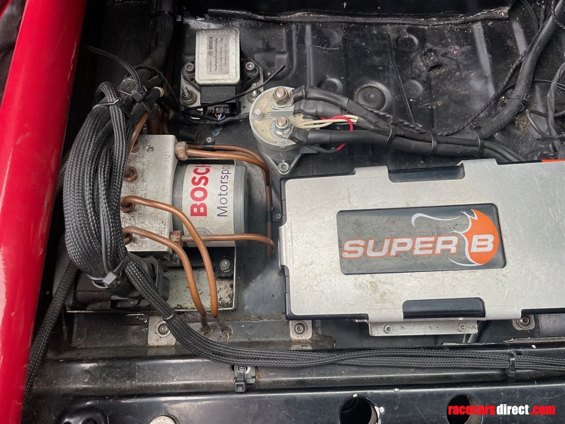 bmw-e92-m3-trackrace-car-reduced