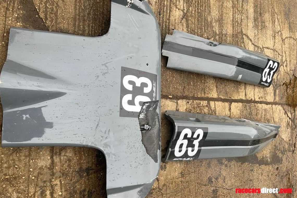 reynard-ff2000-bodywork