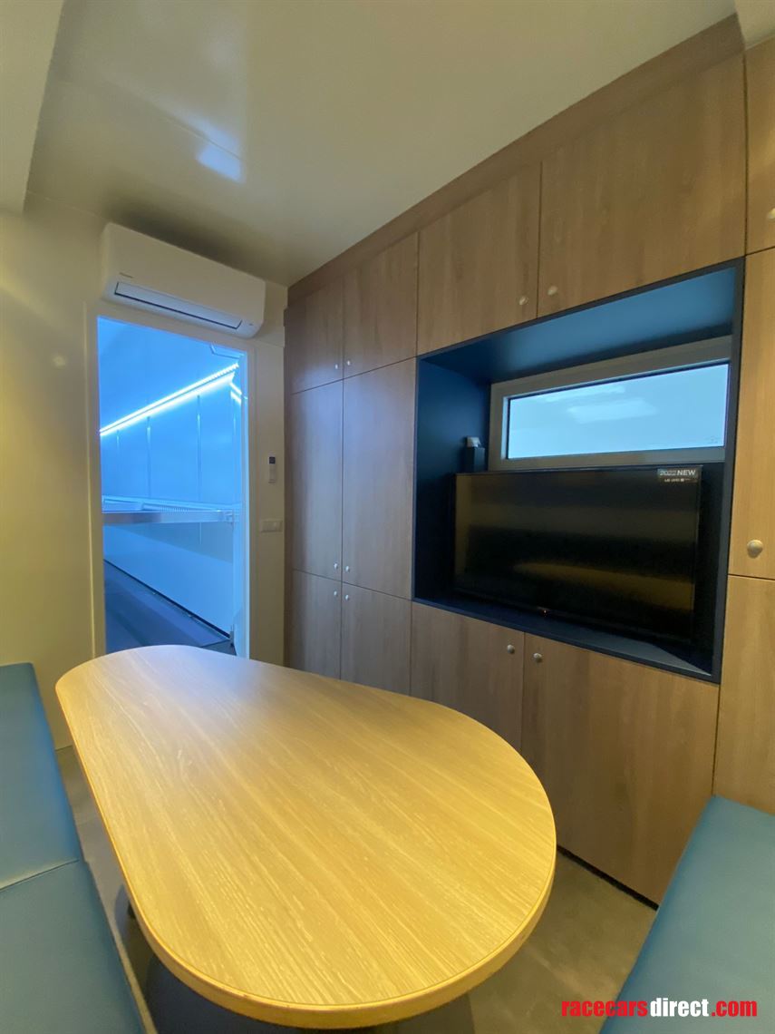 truck-and-racetrailer-for-sale-hi-specificati