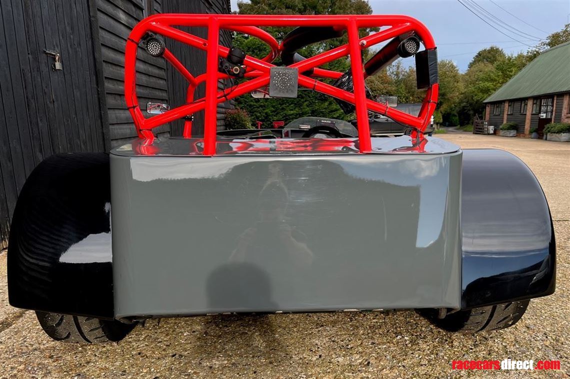 2018-caterham-420r-race-car