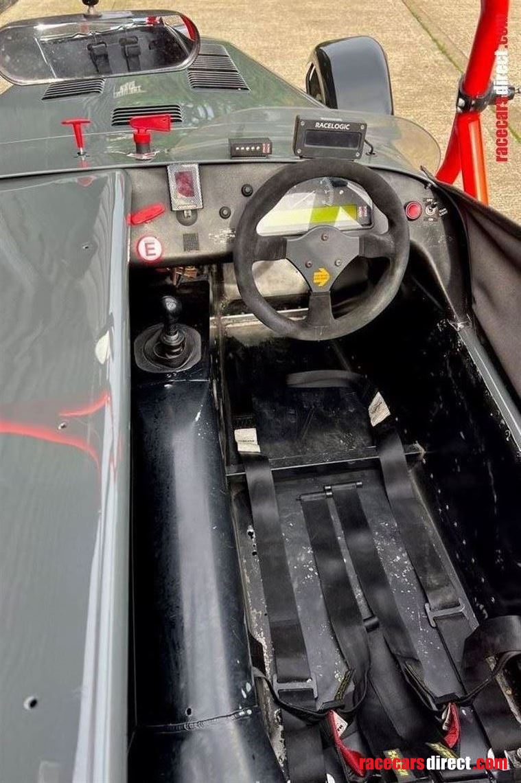 2018-caterham-420r-race-car