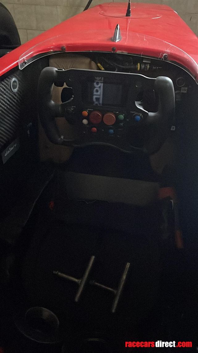 dallara-rolling-chassis