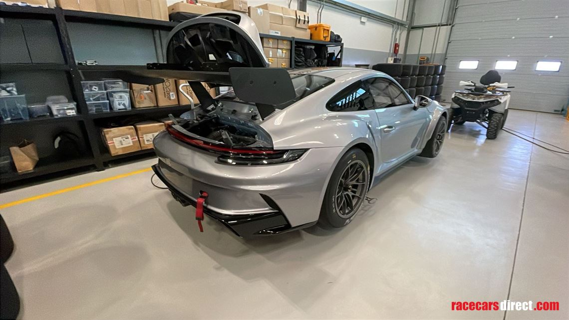 porsche-992-gt3-cup-very-low-mileage