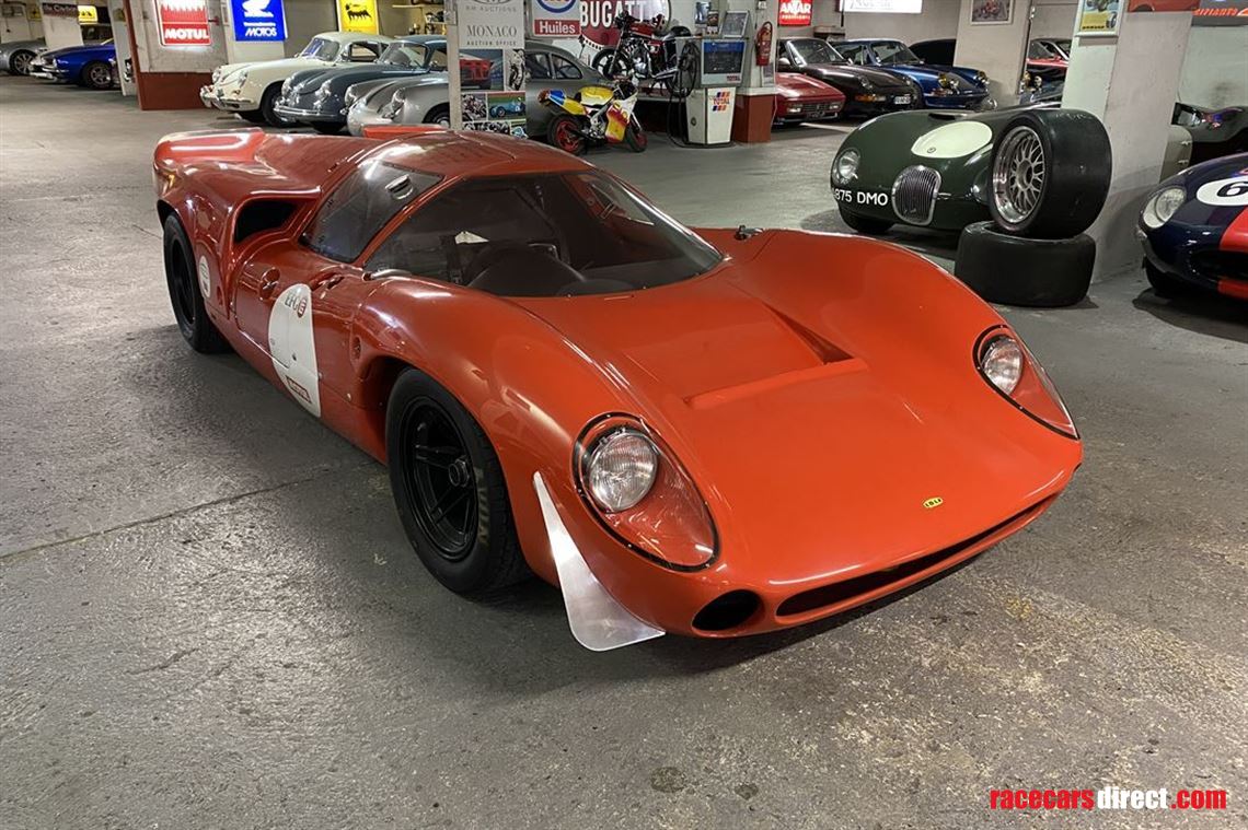lola-t70-mk3-gt-coupe