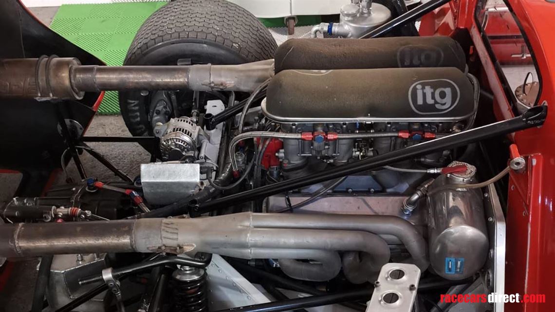 lola-t70-mk3-gt-coupe