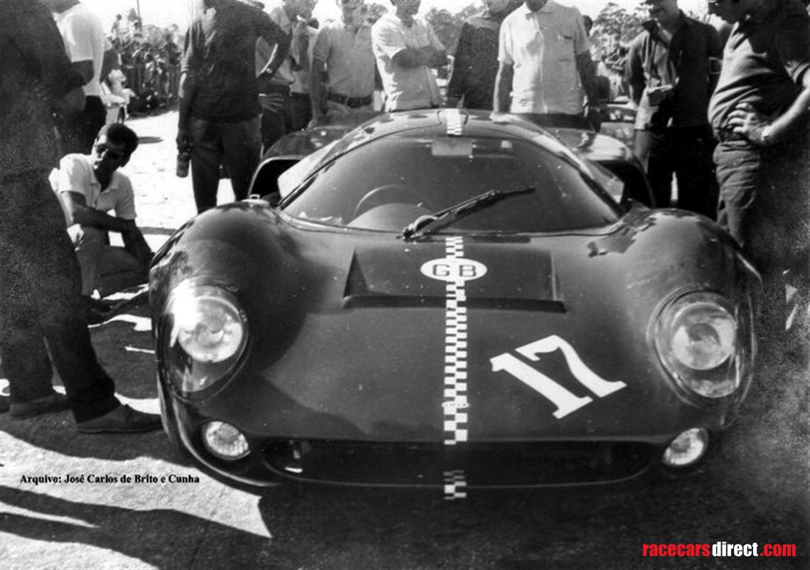lola-t70-mk3-gt-coupe