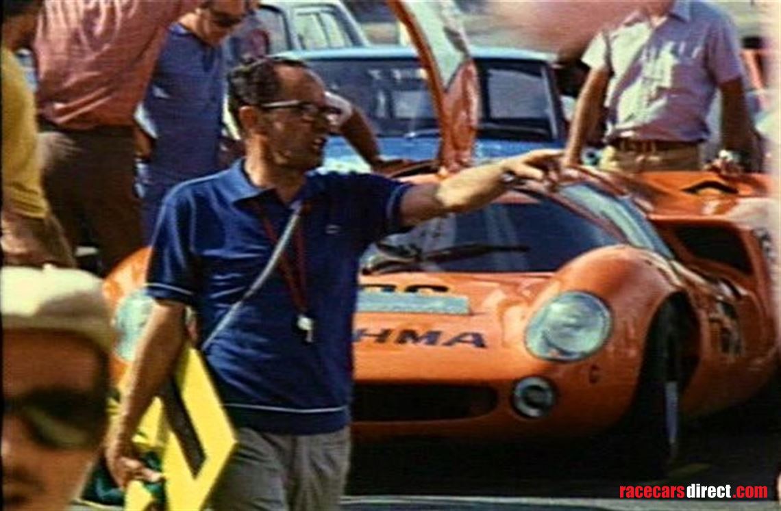 lola-t70-mk3-gt-coupe