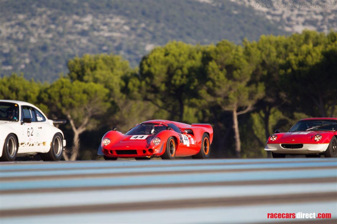 lola-t70-mk3-gt-coupe