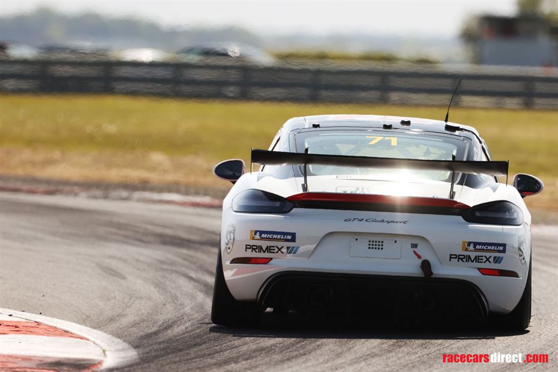 porsche-cayman-gt4-clubsport