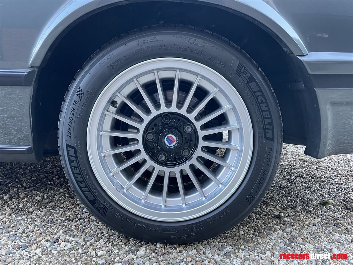 bmw-m635-csi---original-and-as-new-condition