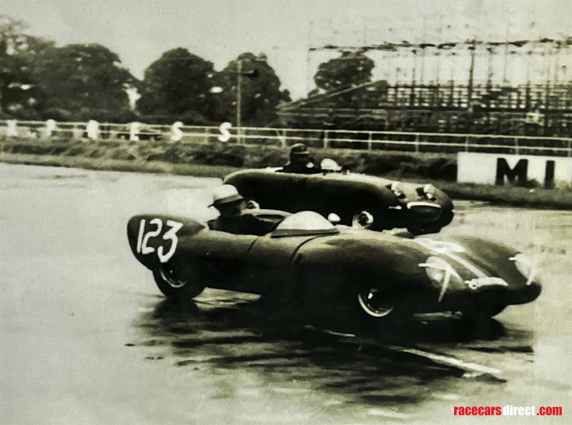 1957-lotus-11-series-1