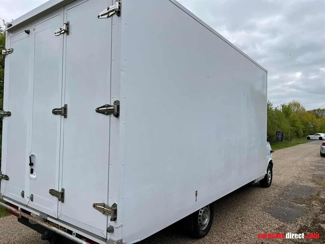 mercedes-sprinter-37-t-race-car-transporter