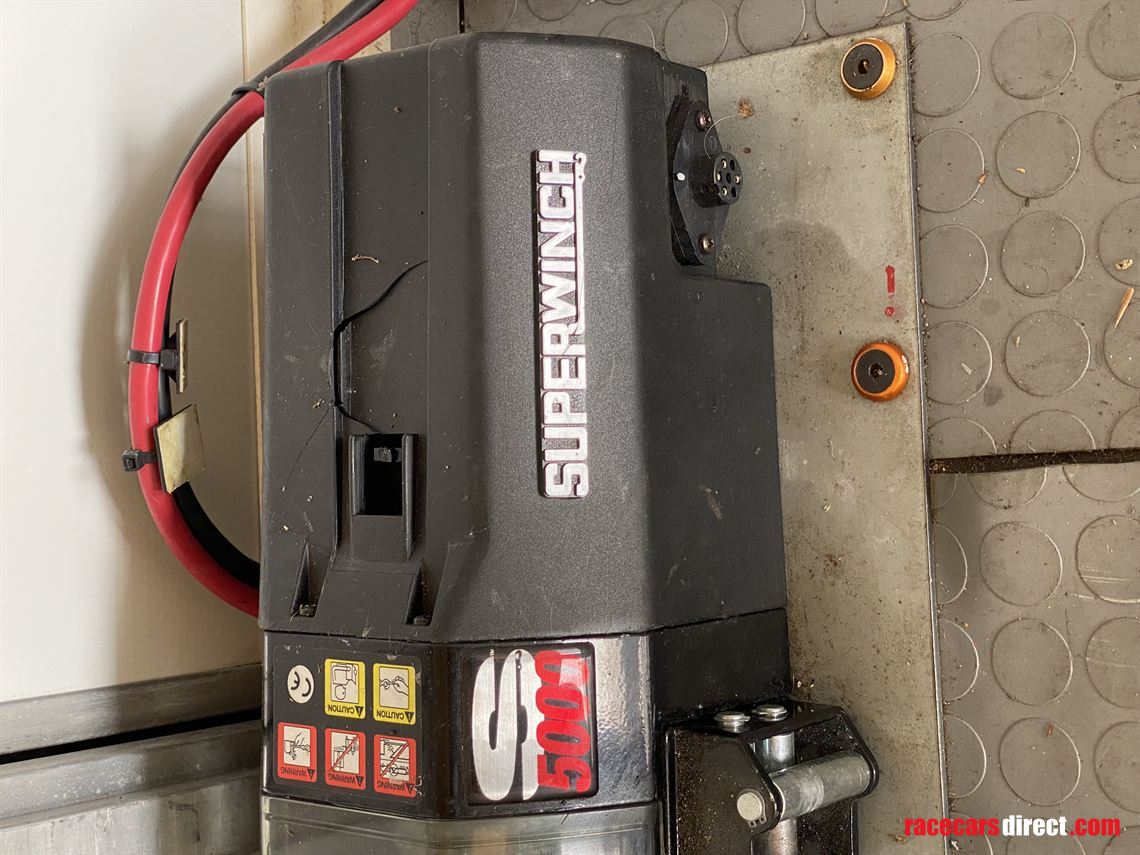 mercedes-sprinter-37-t-race-car-transporter