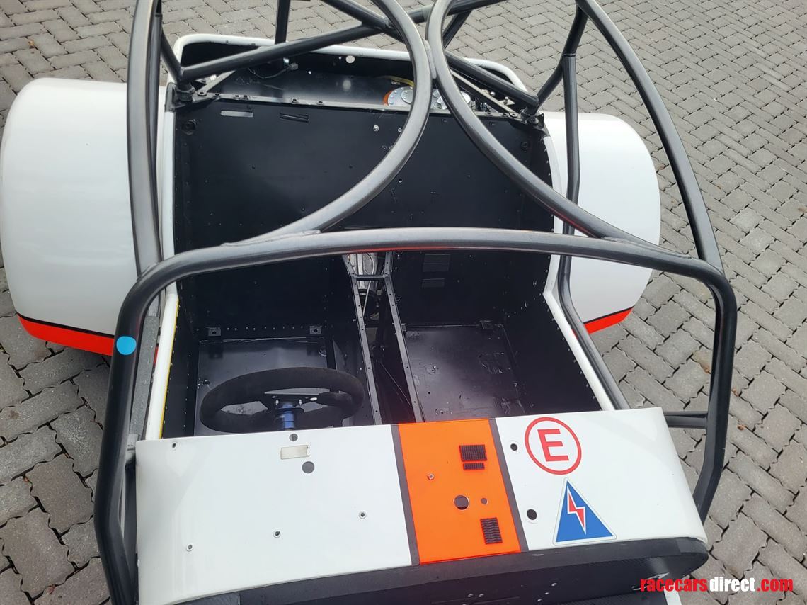 caterham-s3-rolling-chassis