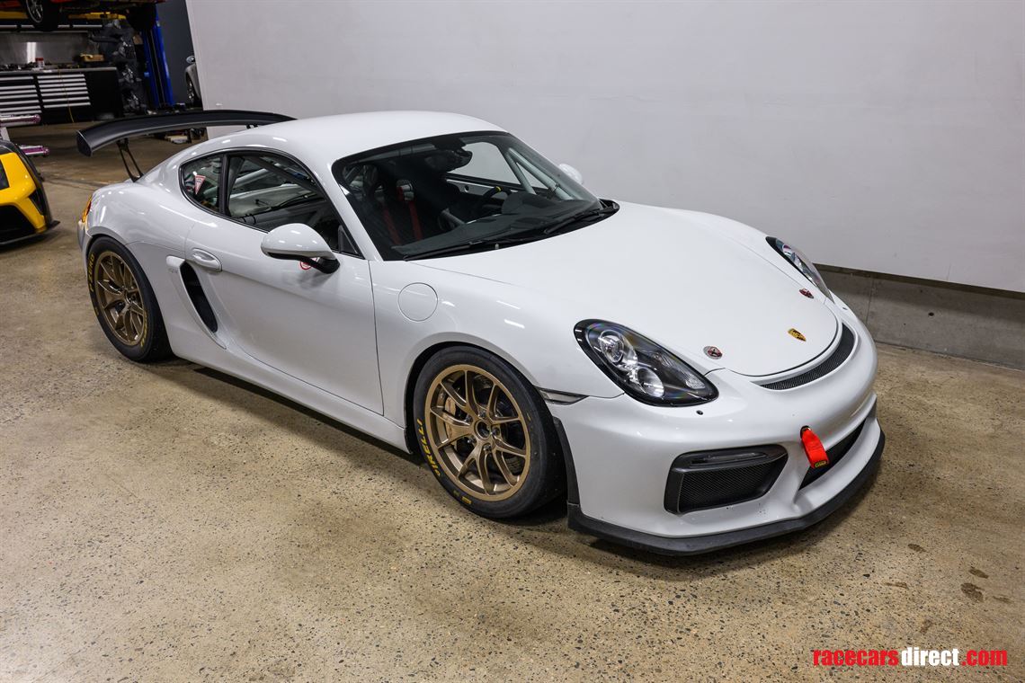 2016-porsche-gt4-clubsport-981