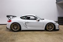 2016-porsche-gt4-clubsport-981