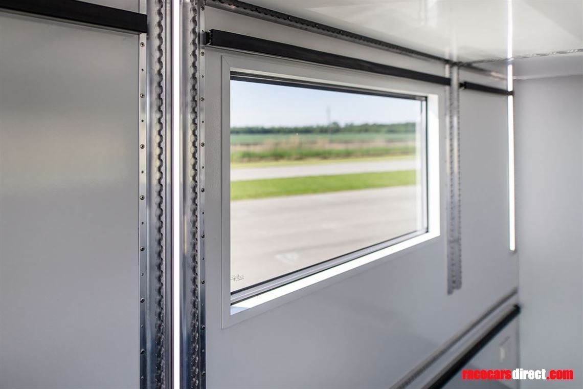 pro-series-race-trailer-by-stella-works