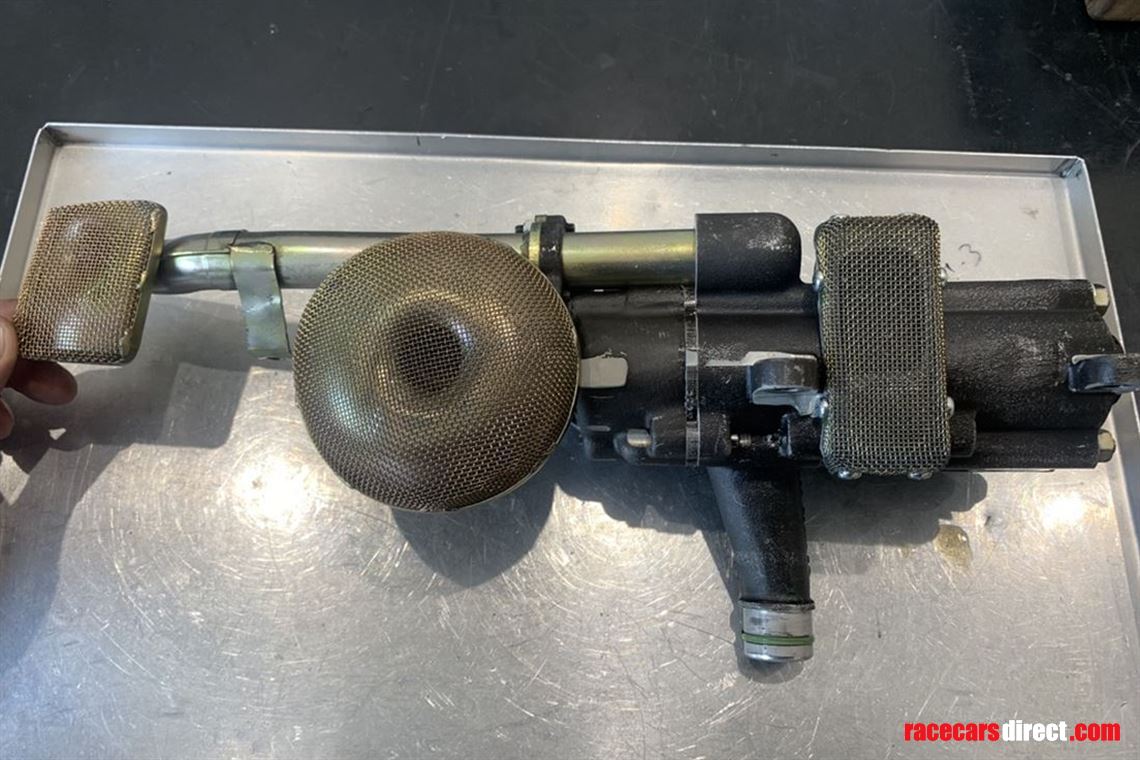 porsche-959962-oil-pump